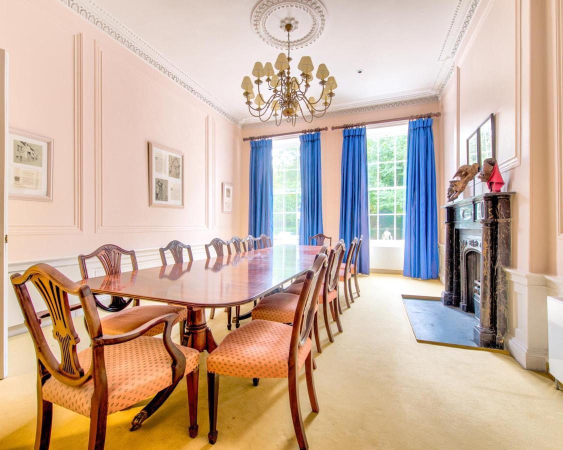 Beautiful City Centre Georgian 4 Bed Townhouse With Private Garden เอดินบะระ ภายนอก รูปภาพ