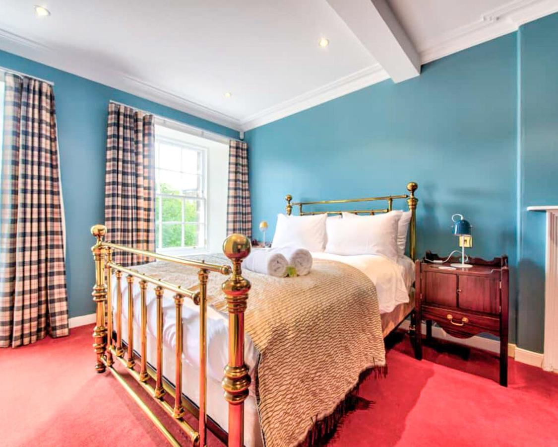 Beautiful City Centre Georgian 4 Bed Townhouse With Private Garden เอดินบะระ ภายนอก รูปภาพ