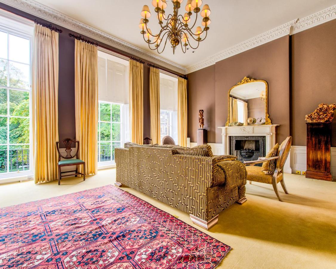 Beautiful City Centre Georgian 4 Bed Townhouse With Private Garden เอดินบะระ ภายนอก รูปภาพ