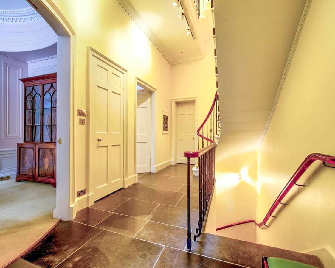 Beautiful City Centre Georgian 4 Bed Townhouse With Private Garden เอดินบะระ ภายนอก รูปภาพ