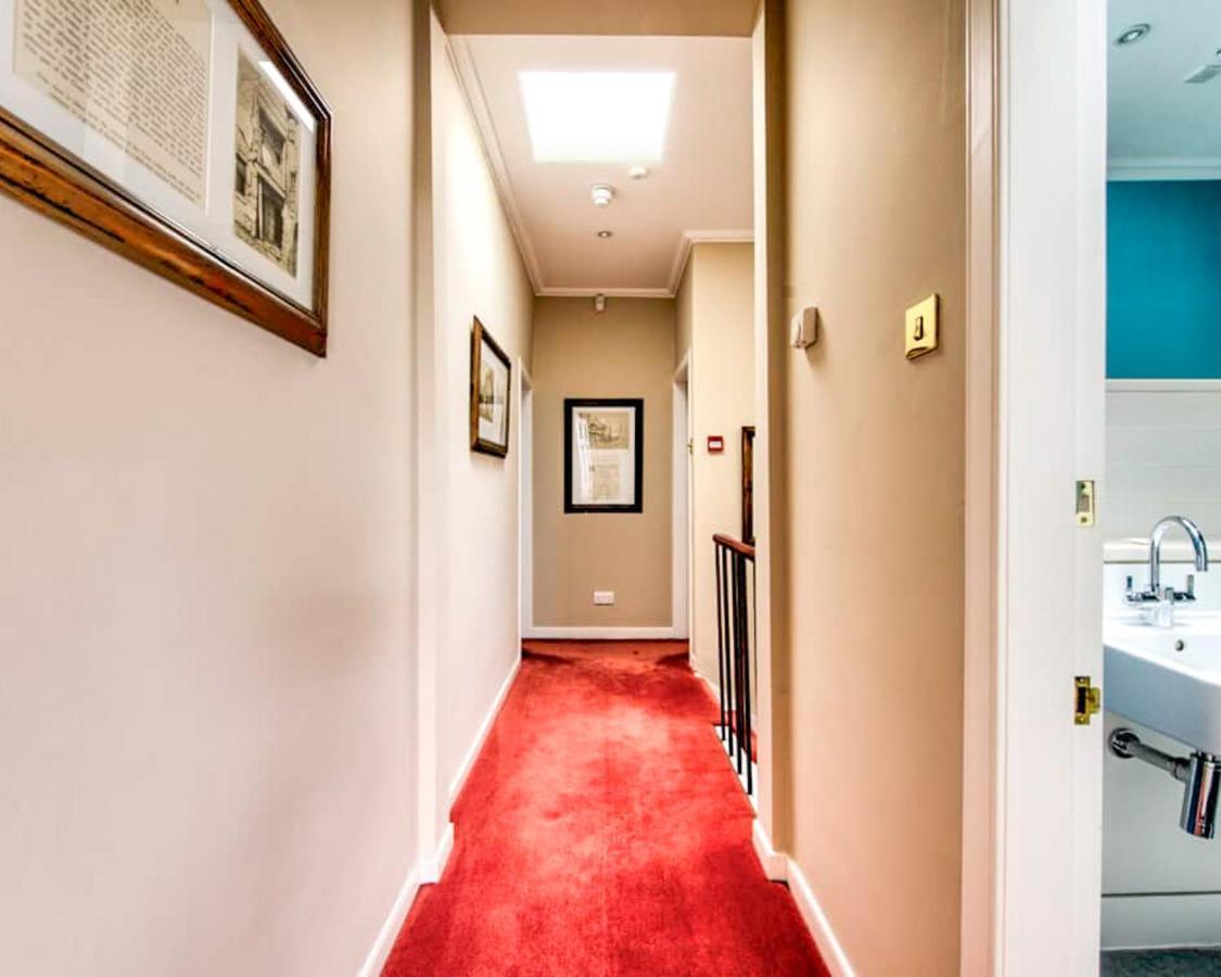 Beautiful City Centre Georgian 4 Bed Townhouse With Private Garden เอดินบะระ ภายนอก รูปภาพ